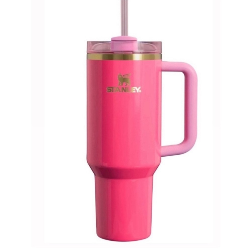 Pink Stanley parade quencher *limited edition* 🩷✨